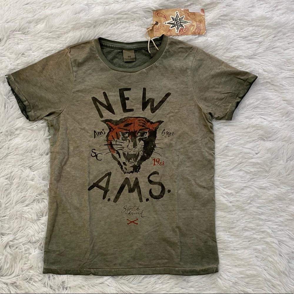 Scotch Shrunk Boys T-Shirt w/ crest artwork Size 6